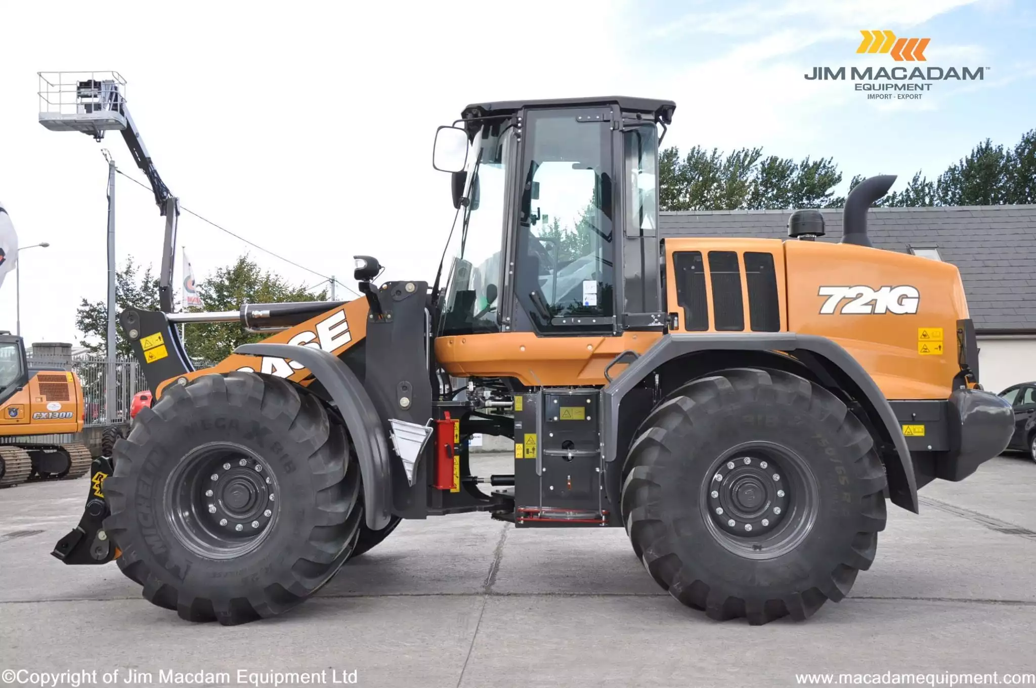 Case 721G Macadam Equipment